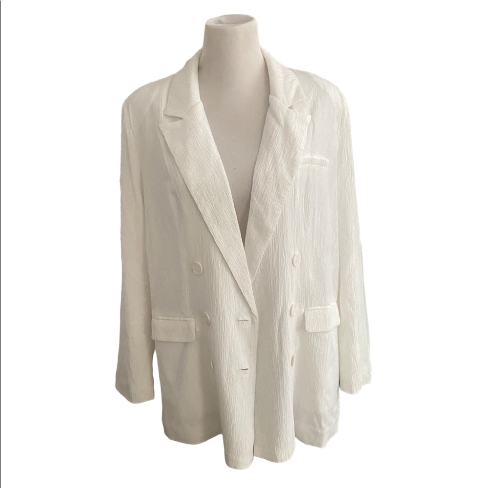 Forever 21 textured notched double-breasted blazer